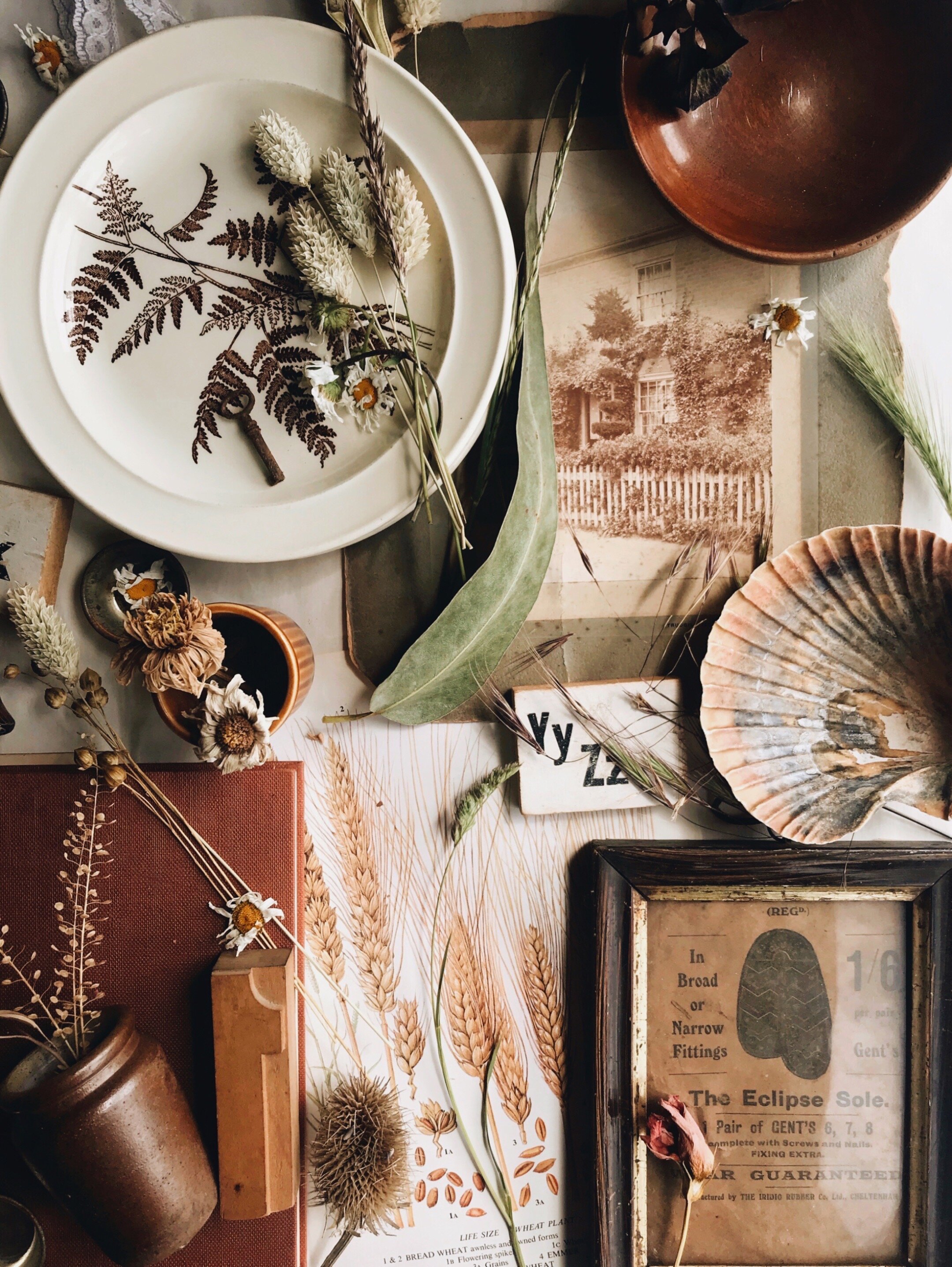 15 great online stores for vintage homeware and furniture