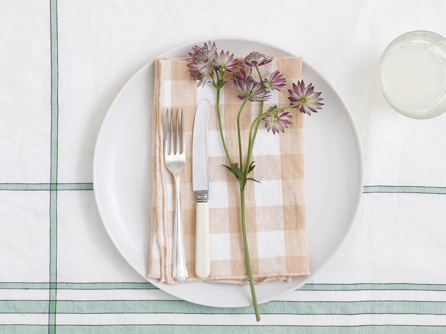 Spring flower styling and indie homeware products