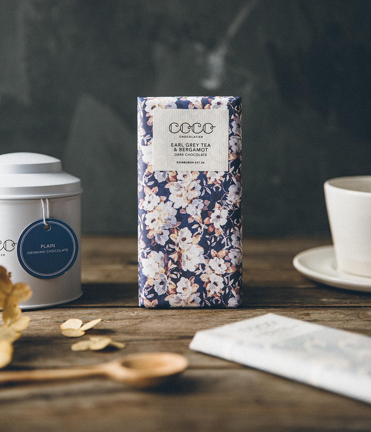 Earl Grey Tea & Bergamot Dark Chocolate, The Future Kept, £4.50 Crafted by Coco Chocolatier in Edinburgh, this bar is beautiful inside and out.  