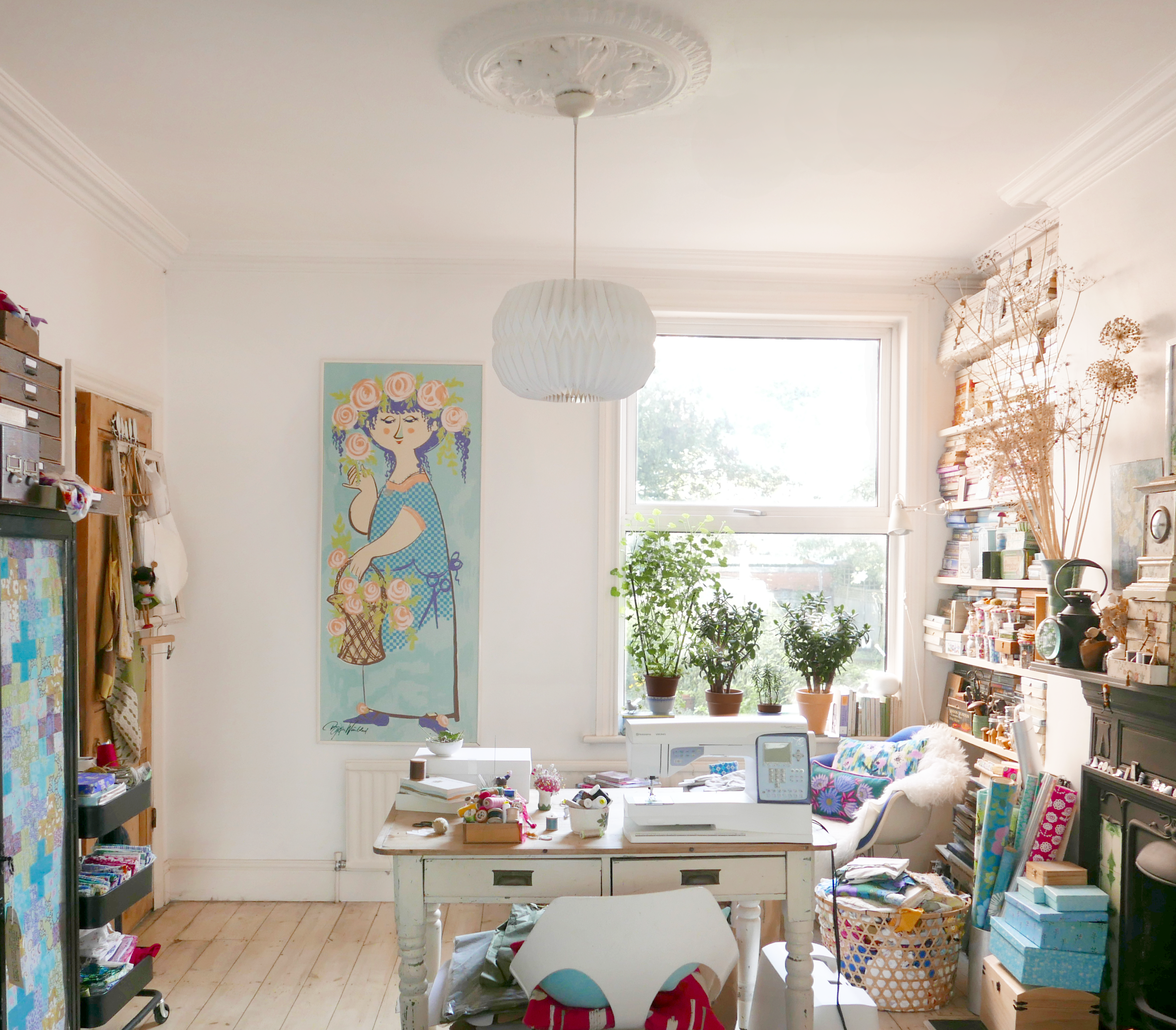 Inside the eclectic home studio Sharon Everest of modflowers