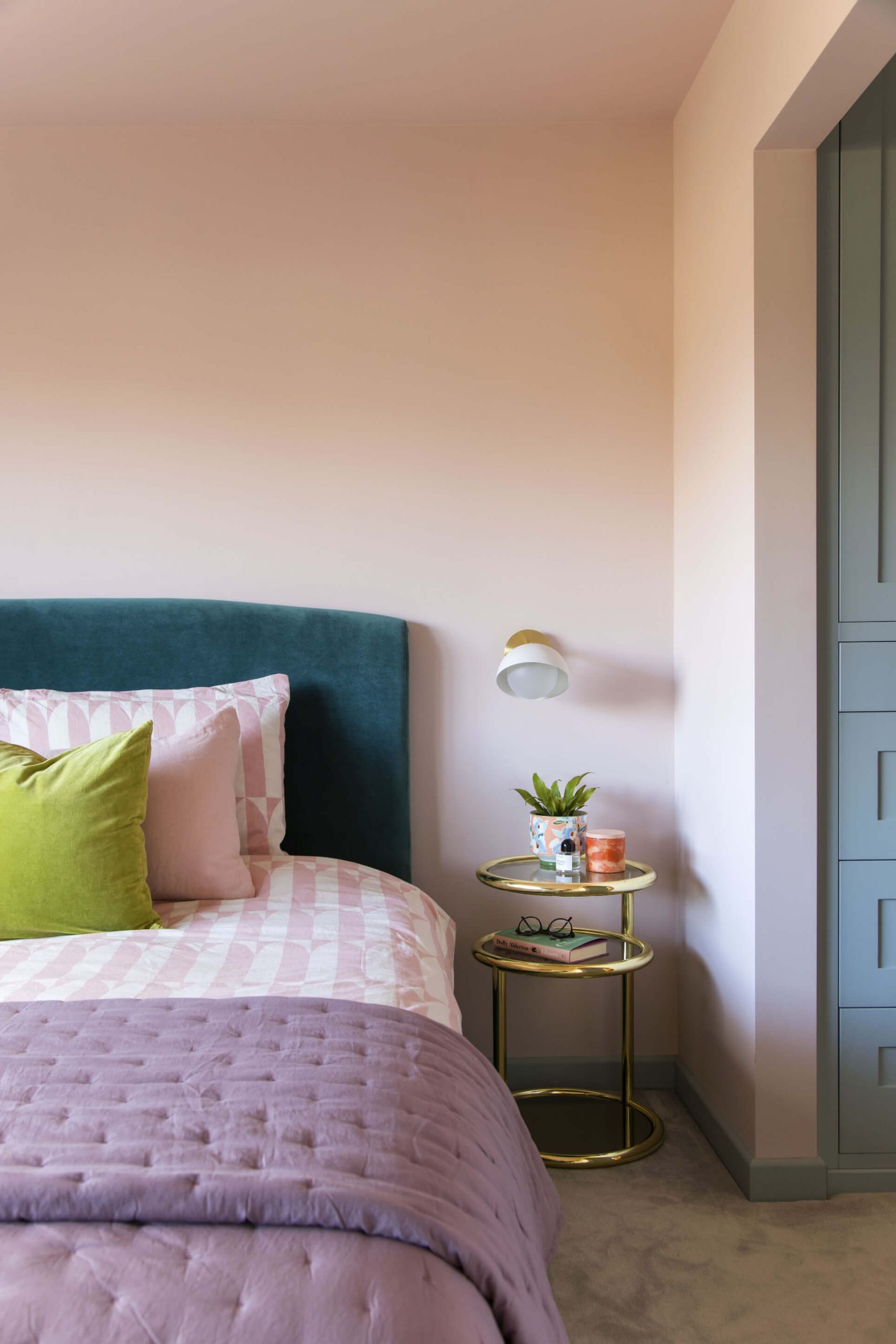 Soft pink bedroom paint colour using UK paint company YesColours