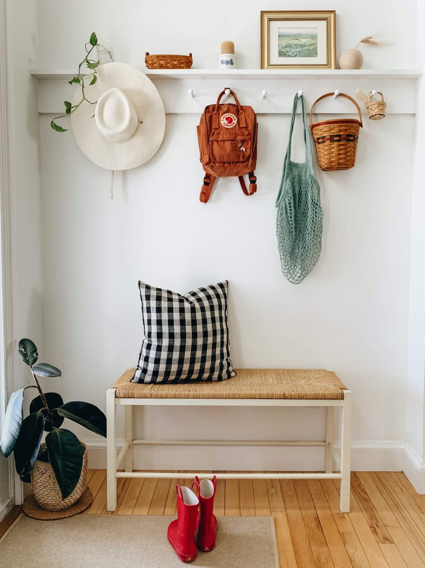 Home tour with Leah Gaeddert - peg rail and bench by the front door