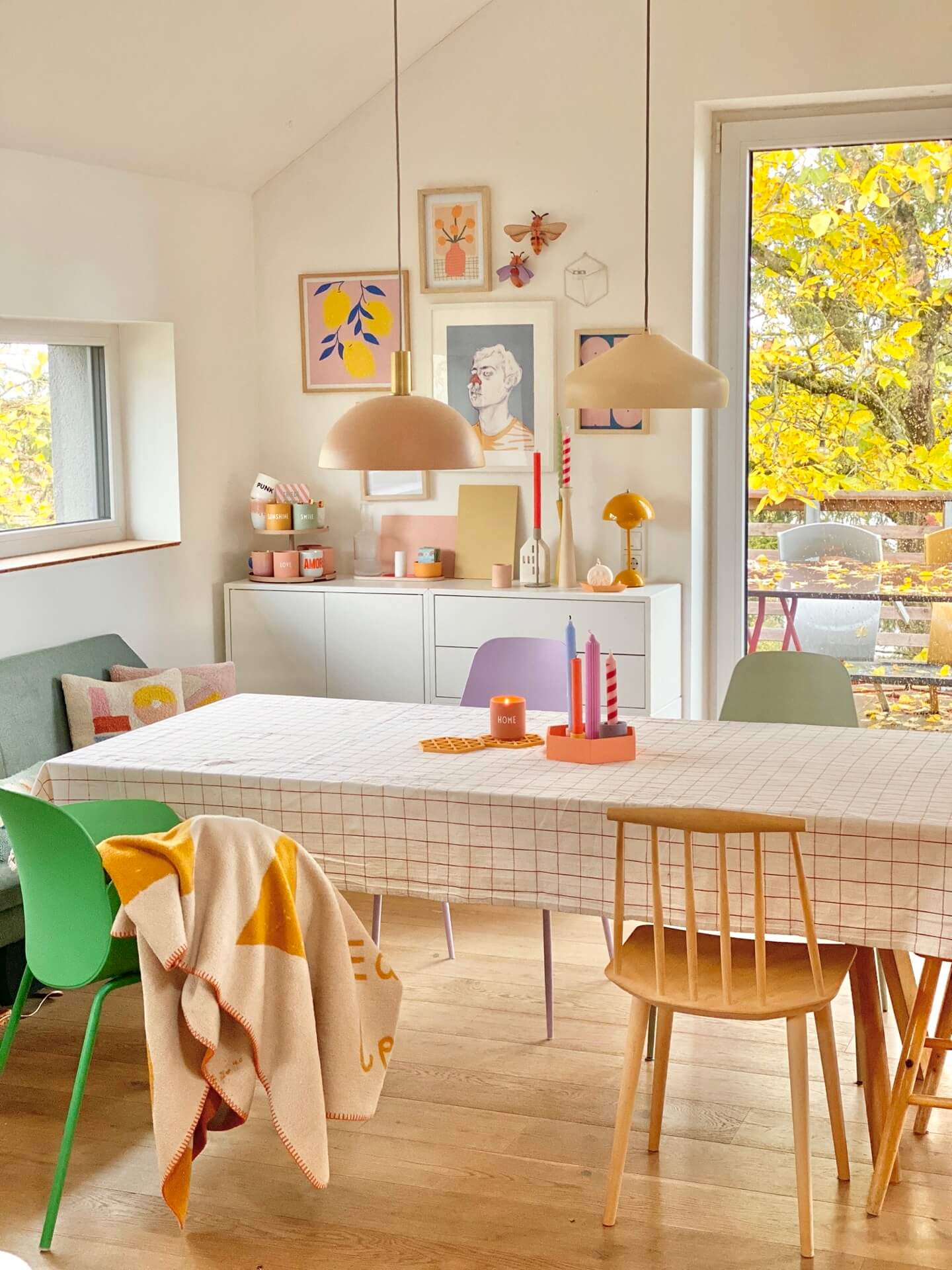 home tour with Yve Michels, designer at interior design company prettylittlespace in Germany