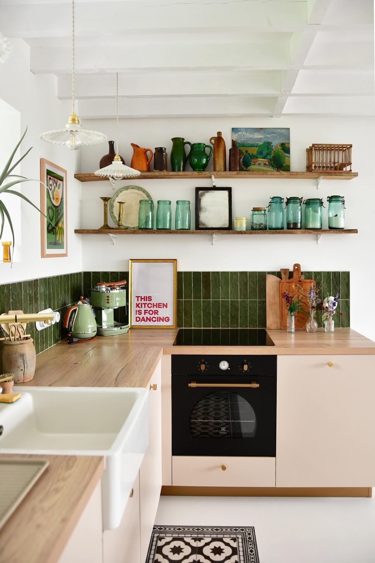 Modern kitchen decorated with vintage finds. 